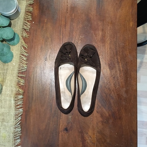 Cole Haan Brown Suede Loafers Tassels Classic Academia Fall Preppy Old Money - Picture 9 of 10